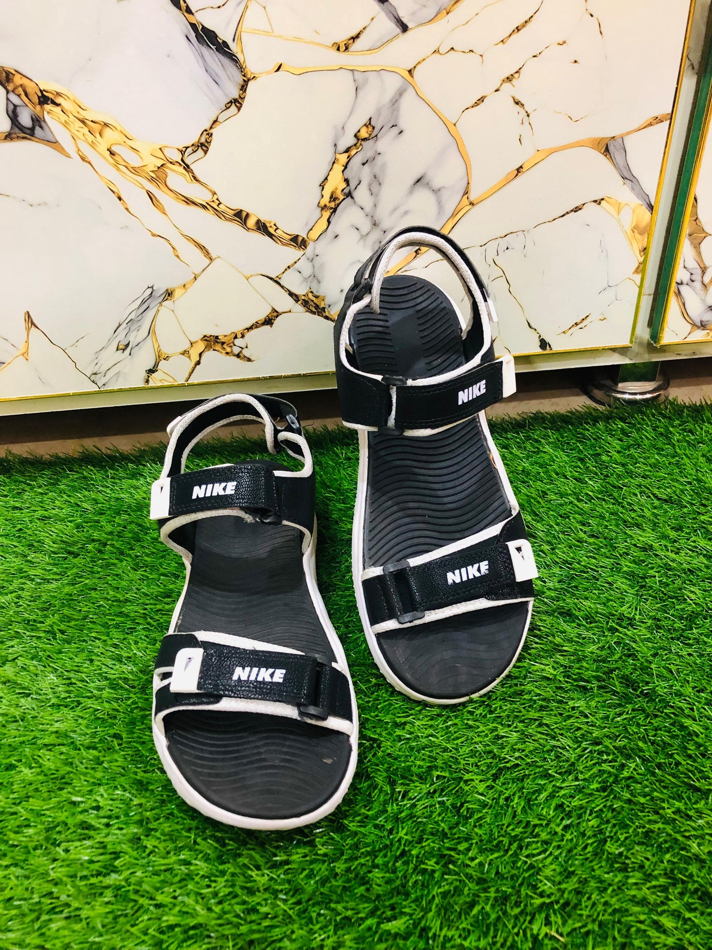 Skecher & Nikee Sandals
